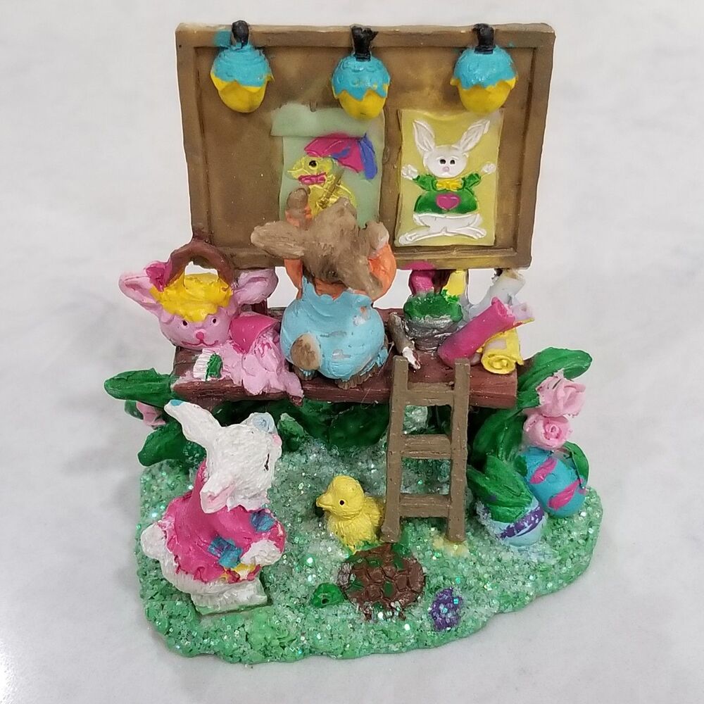 Jelly Bean Junction Miniature Easter Bunny Ceramic Decoration egg painter 2005